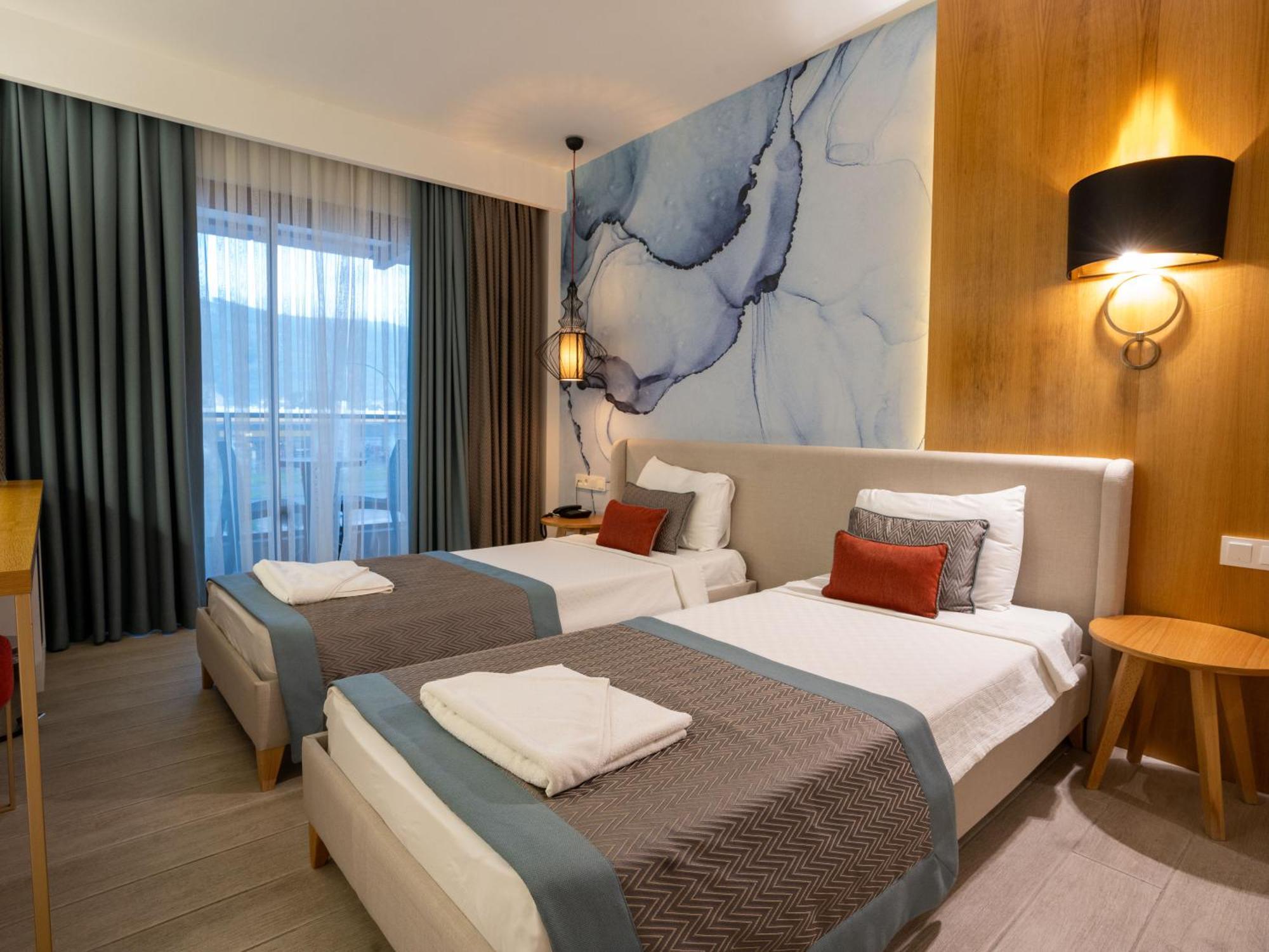 Calcalar Suit Hotel Ula 外观 照片