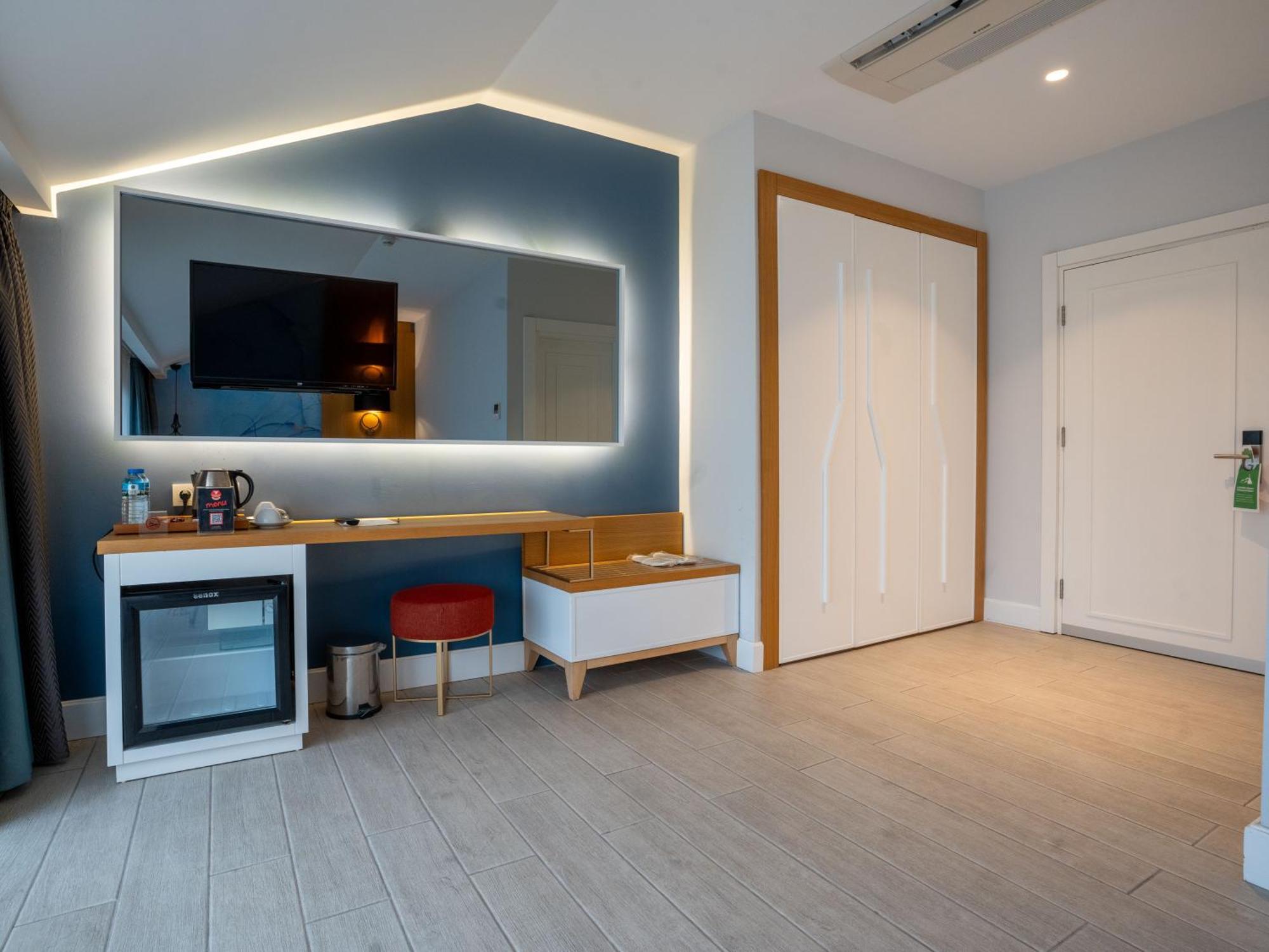 Calcalar Suit Hotel Ula 外观 照片